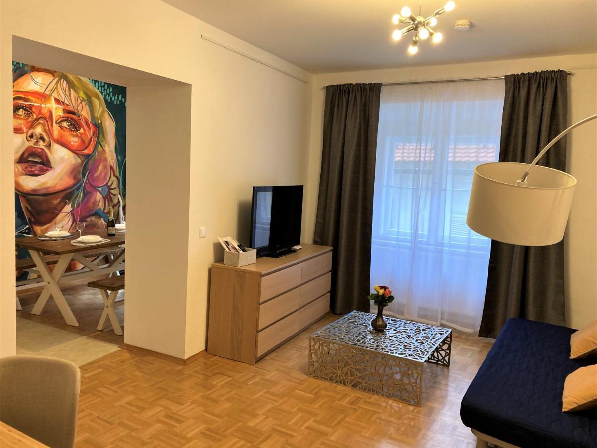 Carillon By Bestchoice - Old City - Self Check-In With Parking Option Graz Exteriör bild