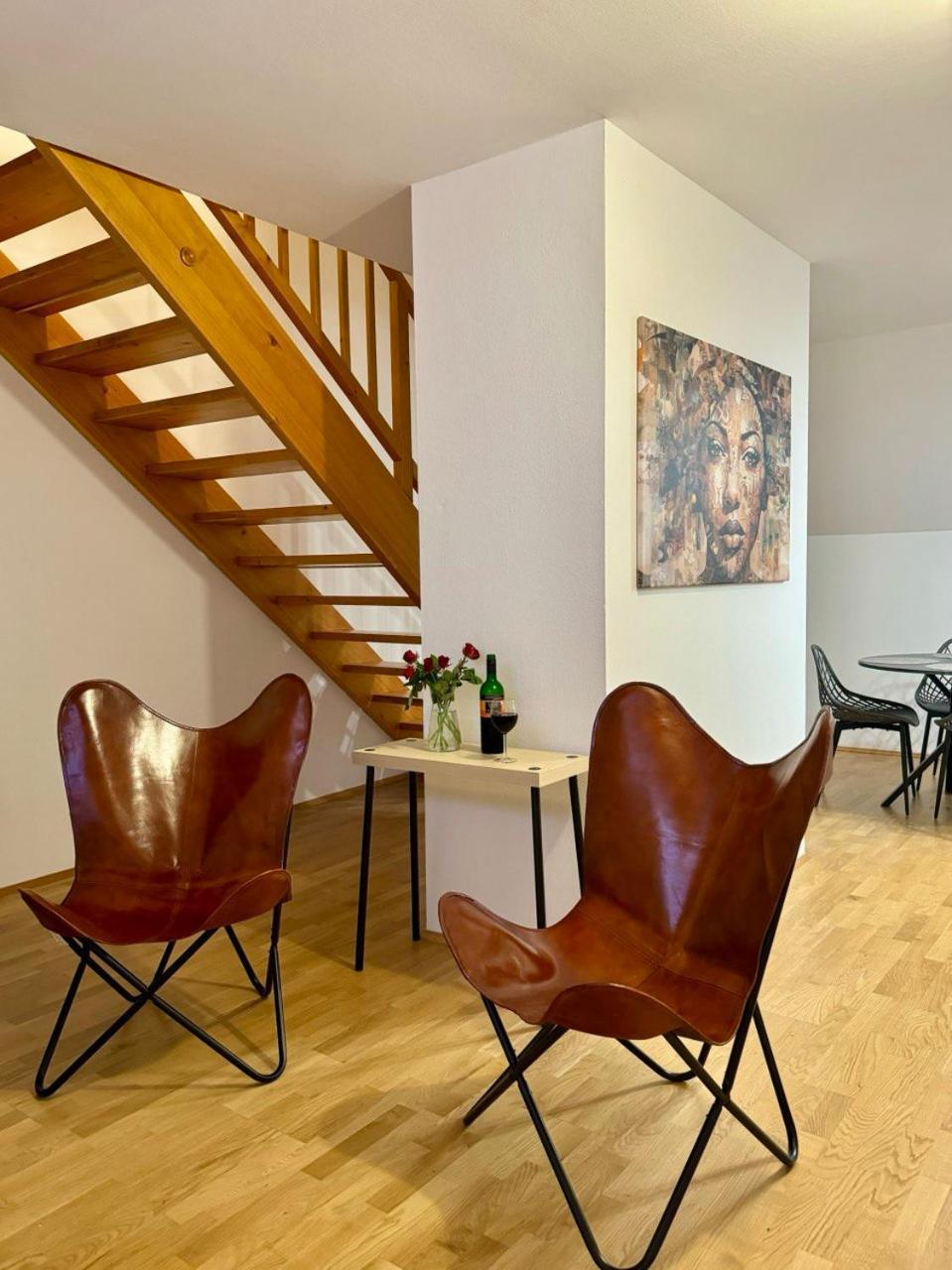 Carillon By Bestchoice - Old City - Self Check-In With Parking Option Graz Exteriör bild
