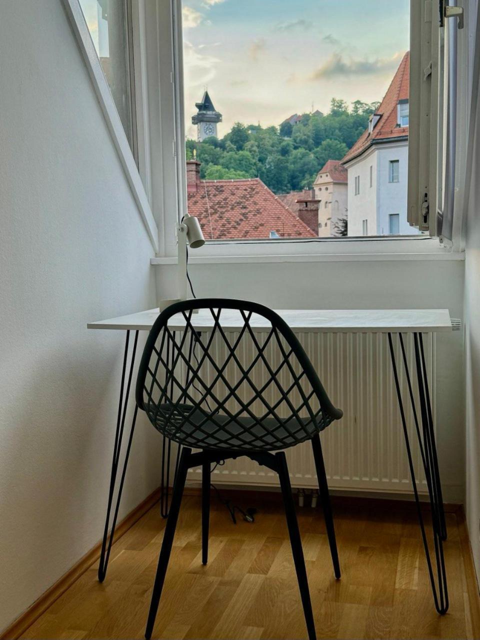 Carillon By Bestchoice - Old City - Self Check-In With Parking Option Graz Exteriör bild